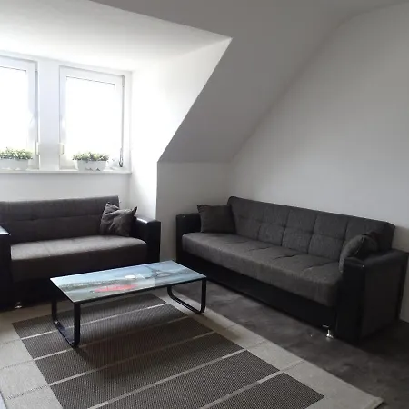 1 Monteurwohnung Messewohnung Bis 8 Personen Langenhagen Berliner Allee I Og Apartment
